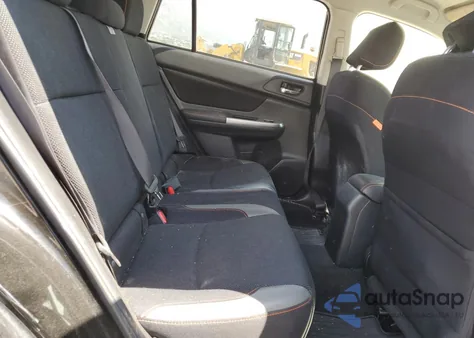 2016 Subaru Crosstrek Premium z USA, uszkodzony, nr VIN JF2GPADC6G8271596